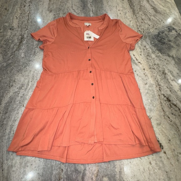 Wonderly Dresses & Skirts - NWT Wonderly XL‎ Mini Dress Loose Short Sleeve Peach Coral Casual Minimalist